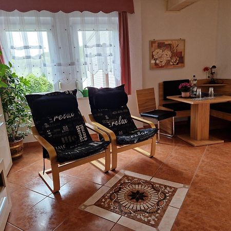 Ferienwohnung Am Oepitzer Berg Possneck Exterior foto
